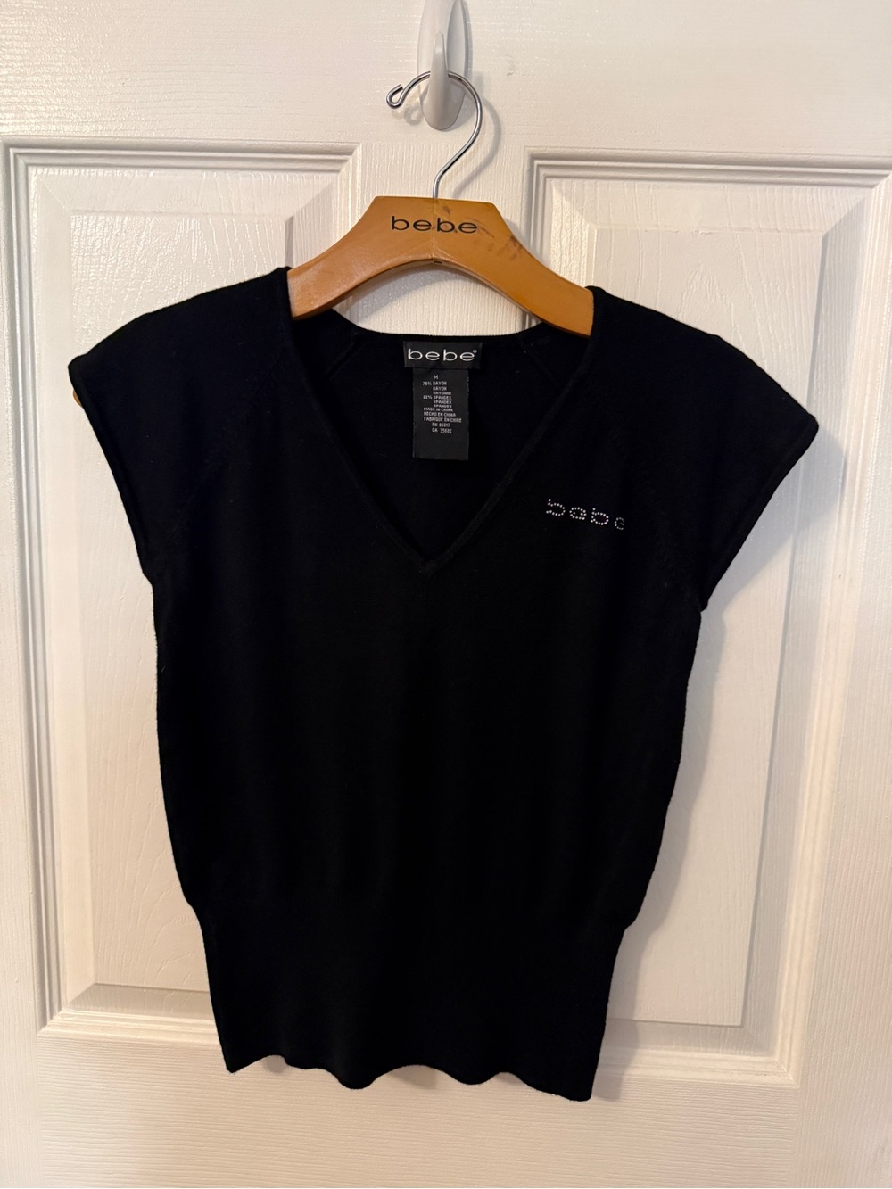 bebe Black V-Neck Cap Sleeve Knit Sweater Top